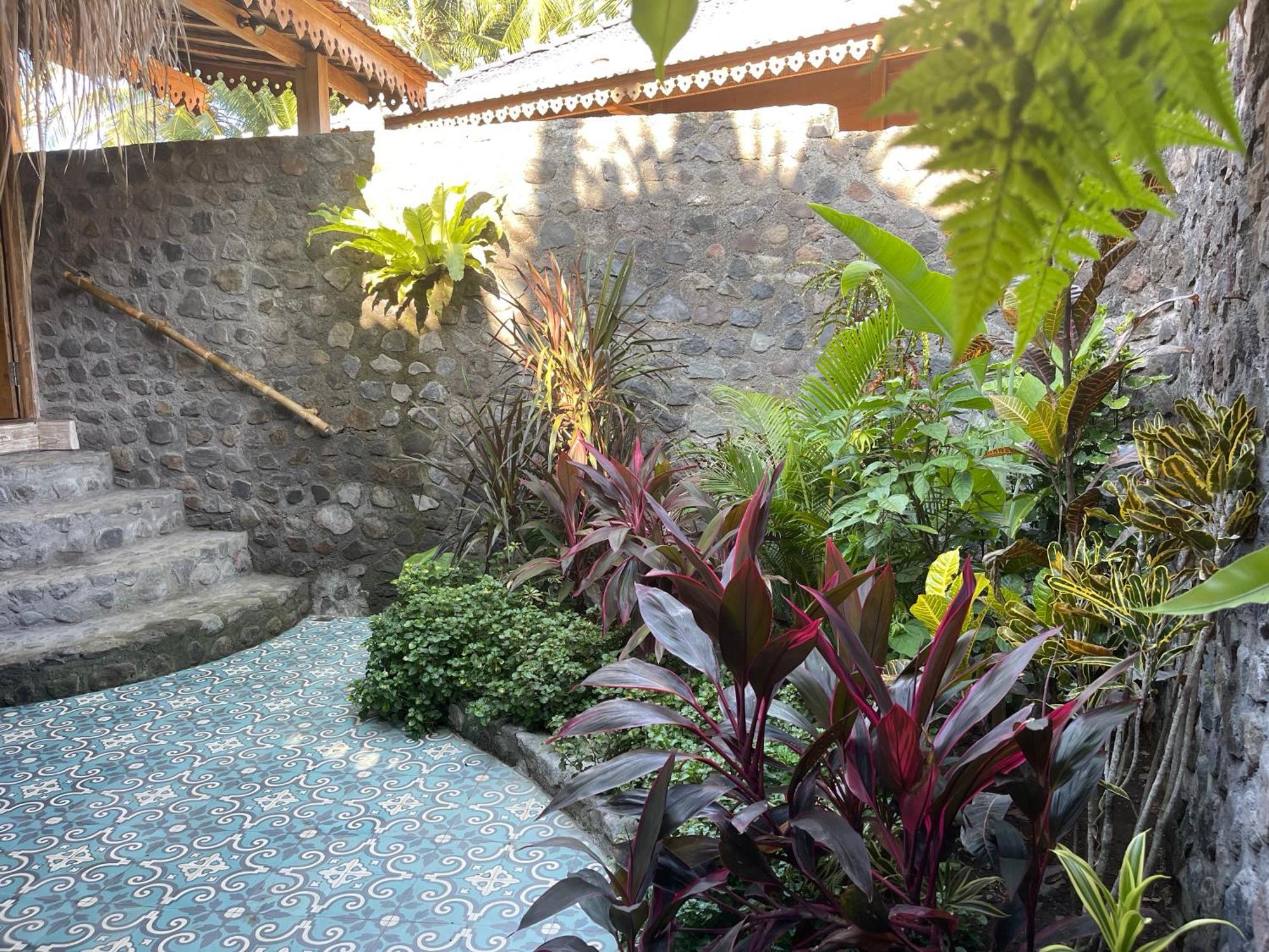 Louka Beach Bali Tianyar Habitación foto